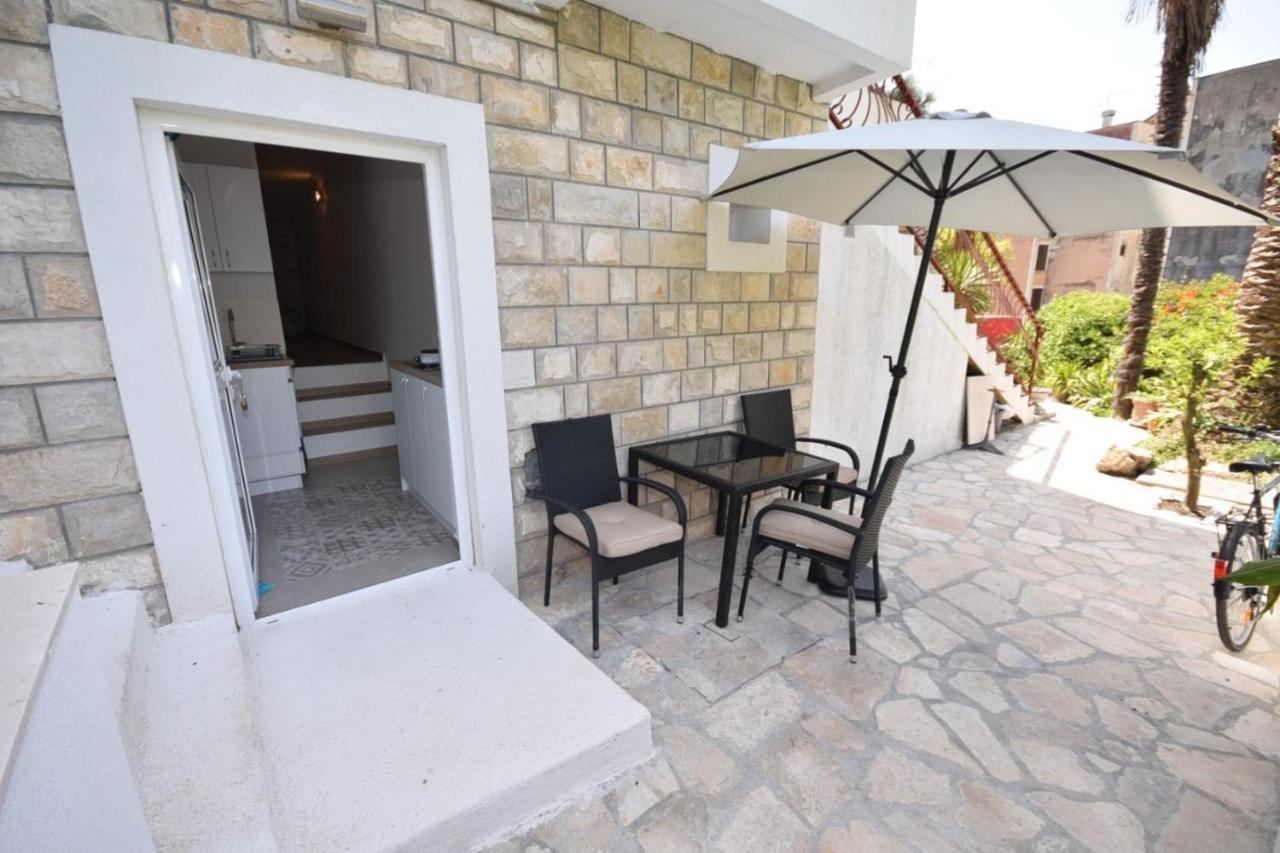 Apartman Taraca Villa Knezevic 赫尔采格诺维 外观 照片