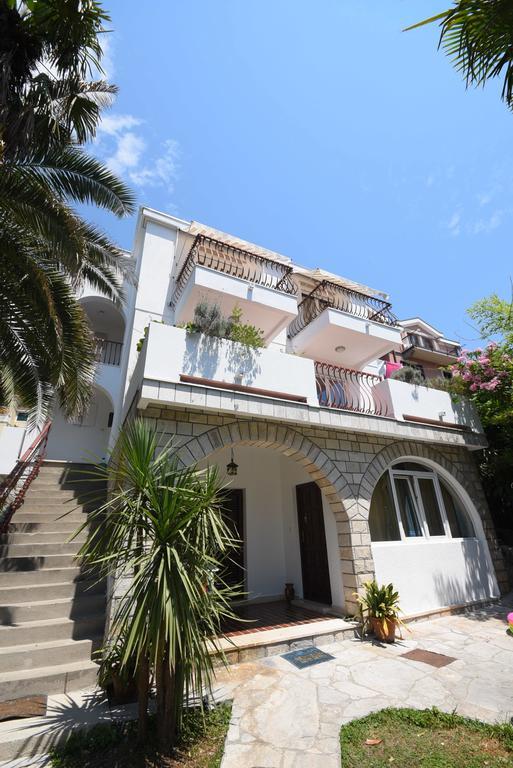 Apartman Taraca Villa Knezevic 赫尔采格诺维 外观 照片